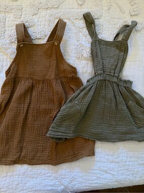 Zara Girls' Cotton Gauze Pinafore Dress in Brown and Olive size 18/24m